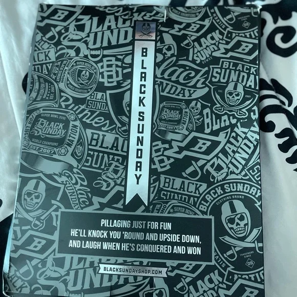 ✅ 🌟NEW IN BOX🌟 Black Sunday Raiders Waller #83 Large Graphic Tshirt ✅ - Picture 5 of 6